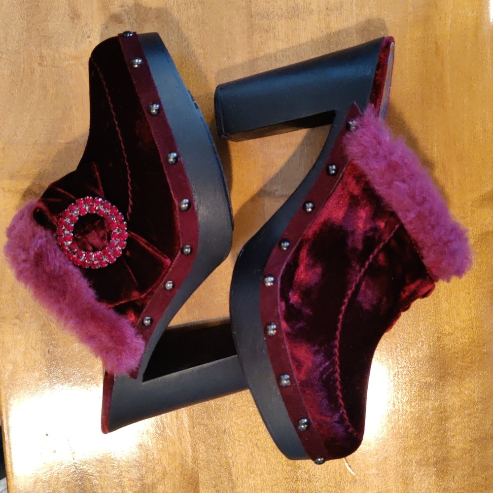 Via Spiga made in Italy burgundy velvet mules size 6.5 - Picture 5 of 14